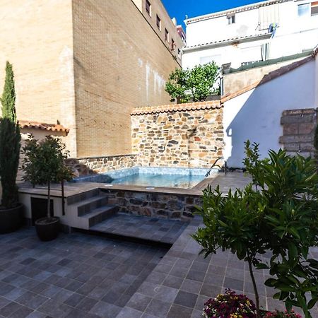 Apartamentos Turisticos De La Bernarda Caces Zewnętrze zdjęcie