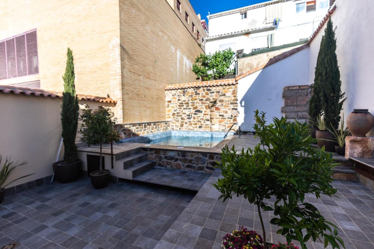Apartamentos Turisticos De La Bernarda Caces Zewnętrze zdjęcie