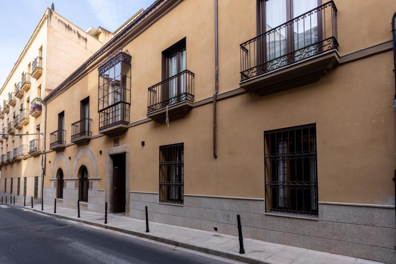 Apartamentos Turisticos De La Bernarda Caces Zewnętrze zdjęcie