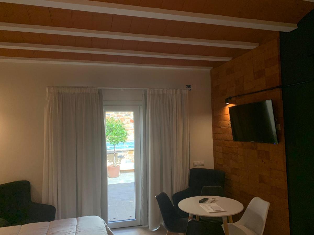Apartamentos Turisticos De La Bernarda Caces Zewnętrze zdjęcie