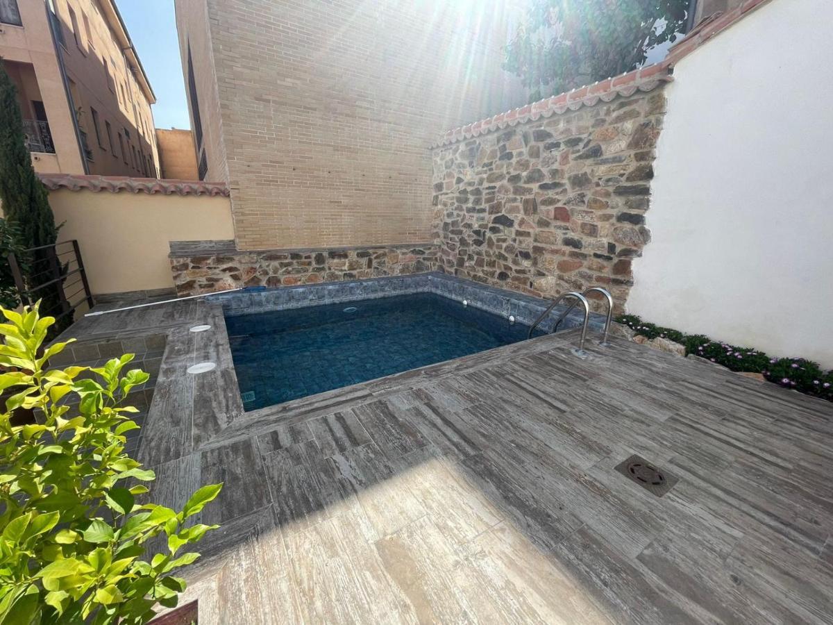 Apartamentos Turisticos De La Bernarda Caces Zewnętrze zdjęcie